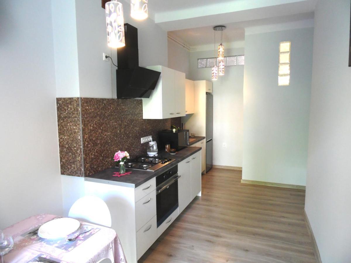 Orchidea Apartment *