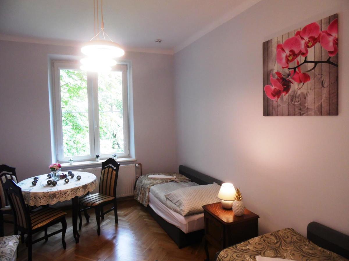 Orchidea Apartment *