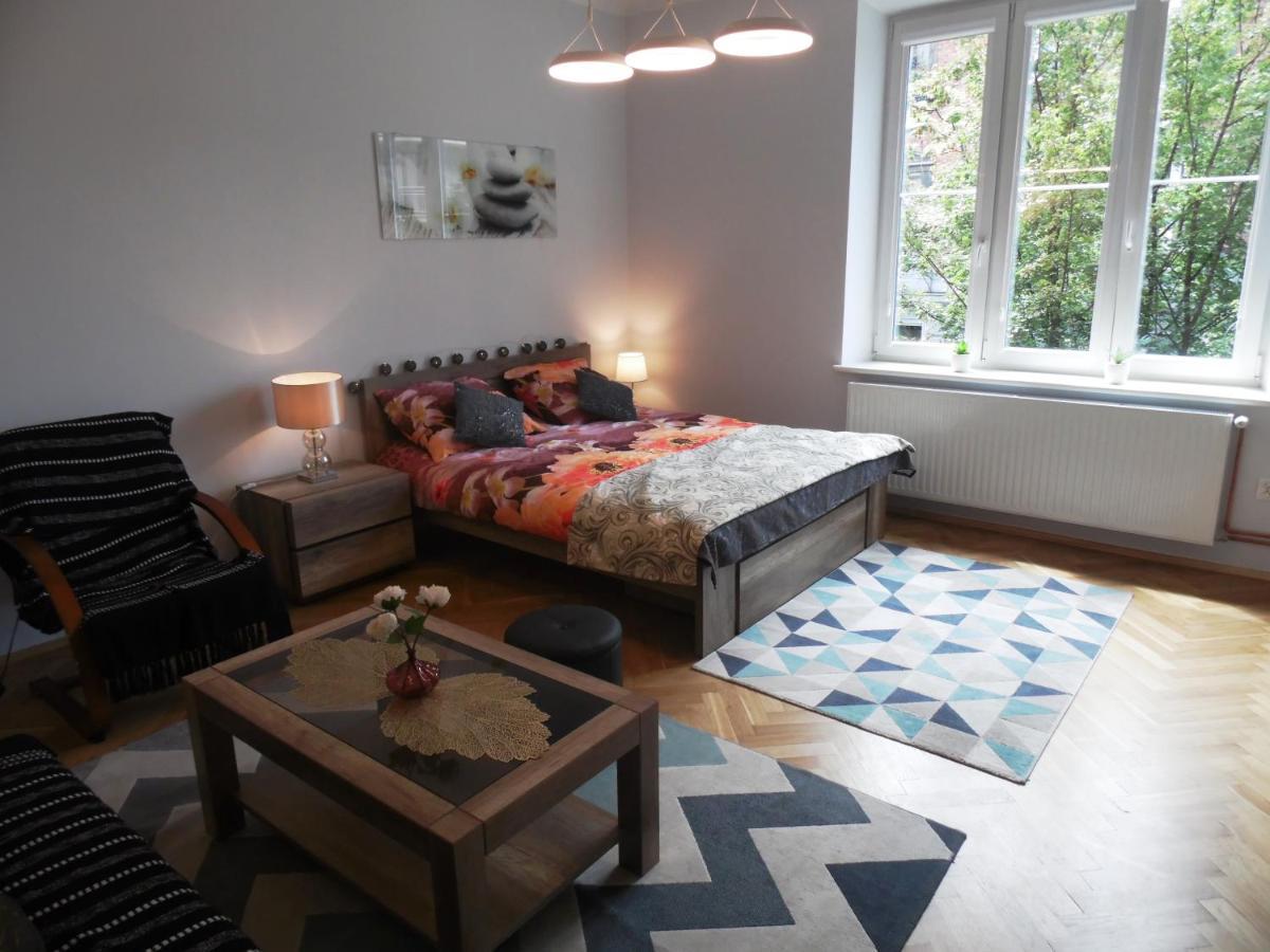 Orchidea Apartment *